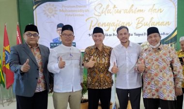 Rektor UMC Hadiri Silaturahim dan Pengajian Bulanan PDM Kota Cirebon