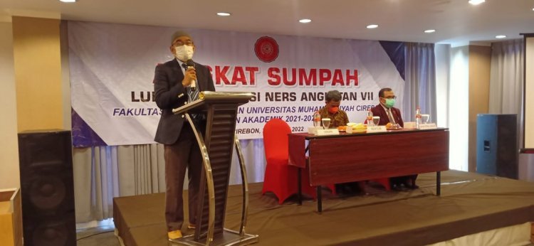 UMC Angkat Sumpah 32 Mahasiswa Lulusan Profesi Ners Angkatan Ke-VII Tahun 2022