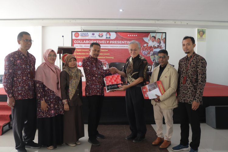 Bersama  Tsukuba University dan ALSI UPI, FKIP UMC Hadirkan Expert of SEAMEO QITEP in Mathematics dalam Asian Practice Exchange through Lesson Study