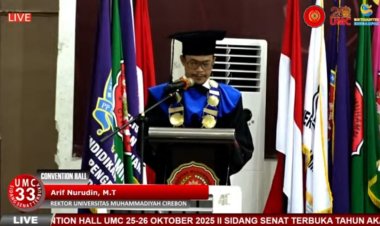 Wisuda ke-33, Rektor UMC Ajak Lulusan Tangguh dan Kolaboratif Hadapi Tantangan Global