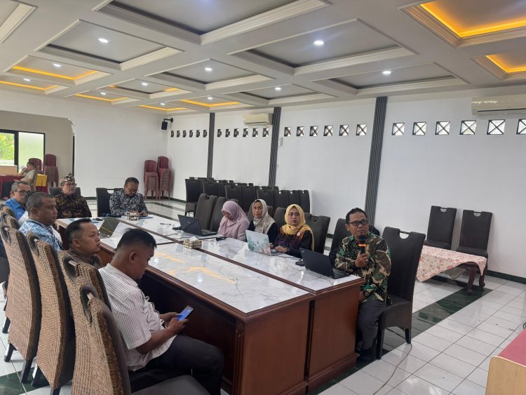 Tim Kajian FEB UMC Hadiri dan Paparkan Analisis Strategis dalam Rapat Penggabungan BPR Cirebon
