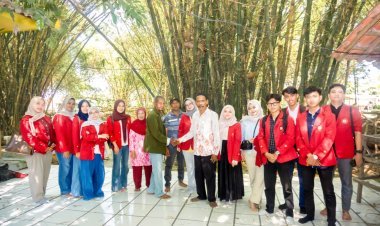 FISIP UMC Awali Program Abdimas 2026 dengan Sosialisasi di Desa Trijaya dan Desa Slangit
