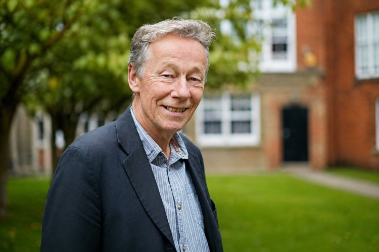 Di INACOLET 2026, Akademisi University of Leeds UK: Motivasi Intrinsik Fondasi Keberhasilan Belajar Bahasa Inggris