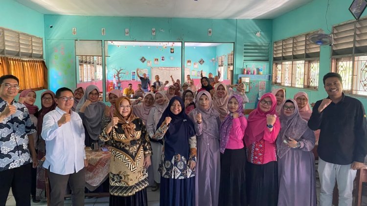 Dosen Pakar Prodi Pendidikan Matematika UMC Wujudkan Pengabdian Berdampak di SMPN 3 Sumber
