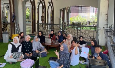 Senja di Teras Raya: Ketika Ruang Akademis dan Spiritual Menyatu di Kampus UMC