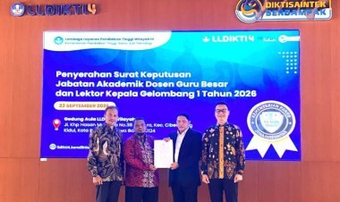 UMC Raih Capaian Bersejarah Lewat Penyerahan SK Guru Besar Prof. Abdul Karim dari LLDIKTI IV