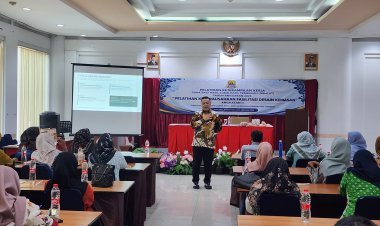 Dosen FEB UMC Bekali Pelaku UMKM Cirebon Mindset Wirausaha dan Business Model Canvas